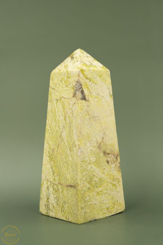 Serpentijn punt - 676 gram