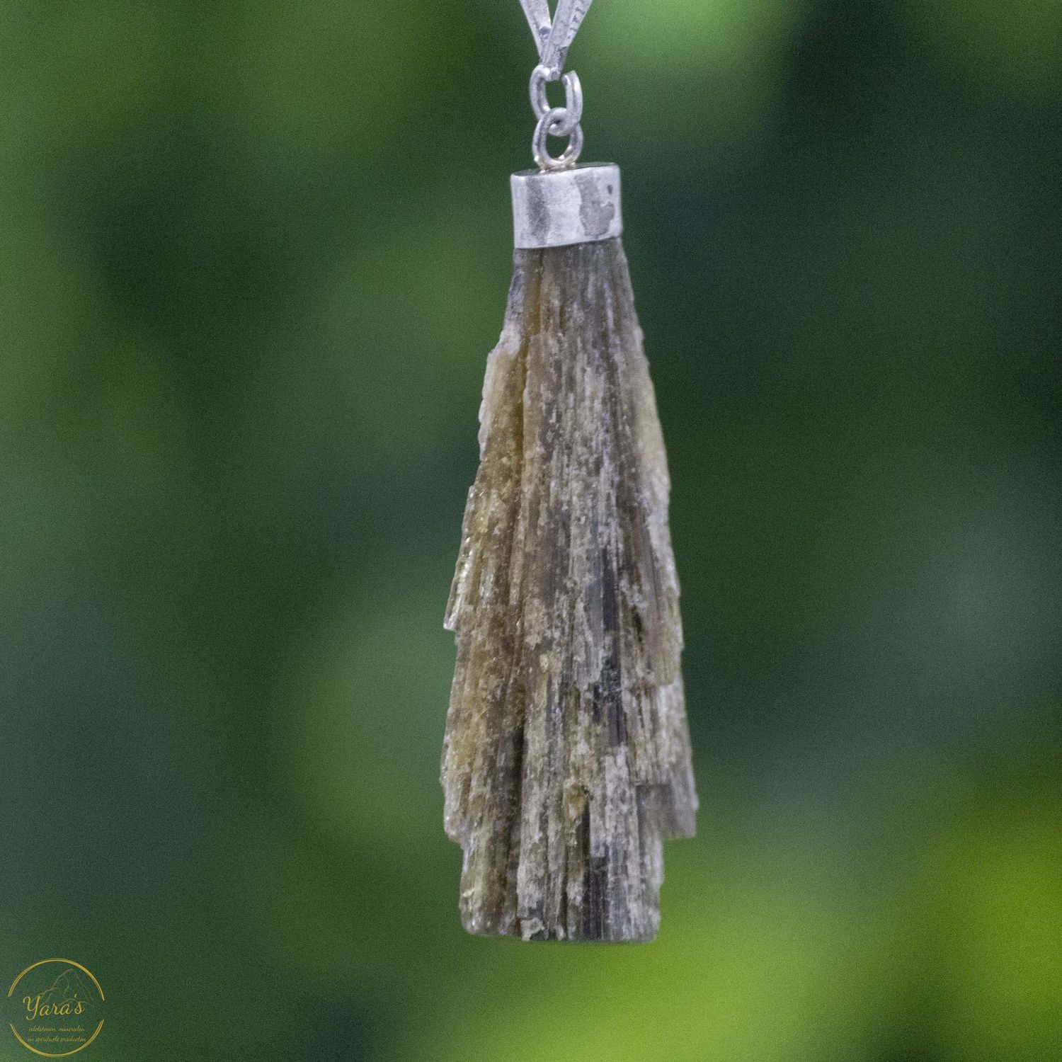 Epidoot hanger ruw zilver - 3.83 gram.