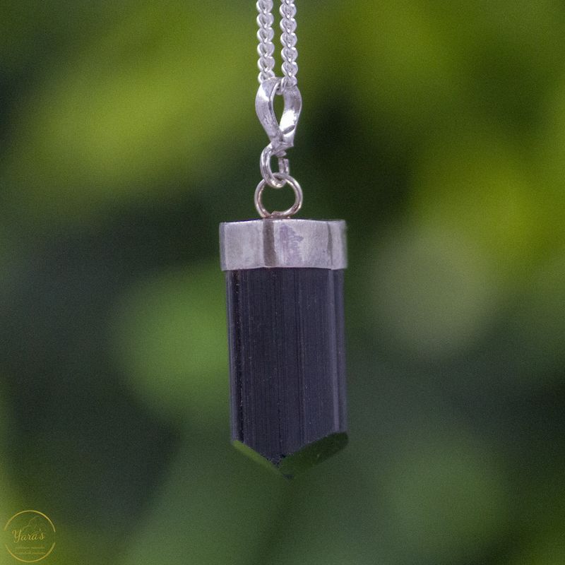 Zwarte Toermalijn hanger ruw - 5.38 gram