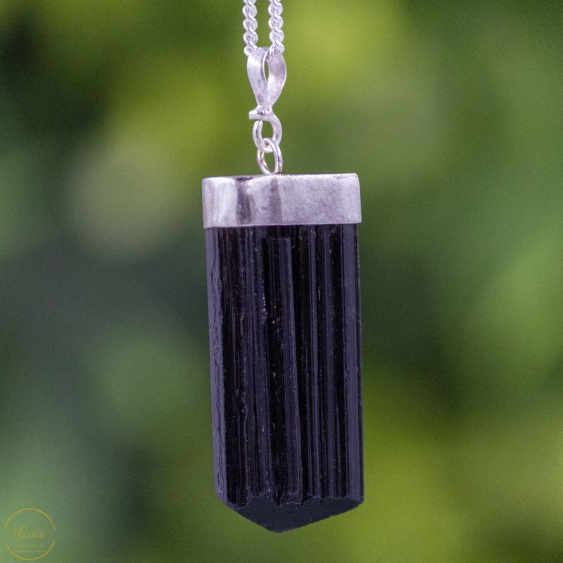 Zwarte Toermalijn hanger ruw - 8.87 gram