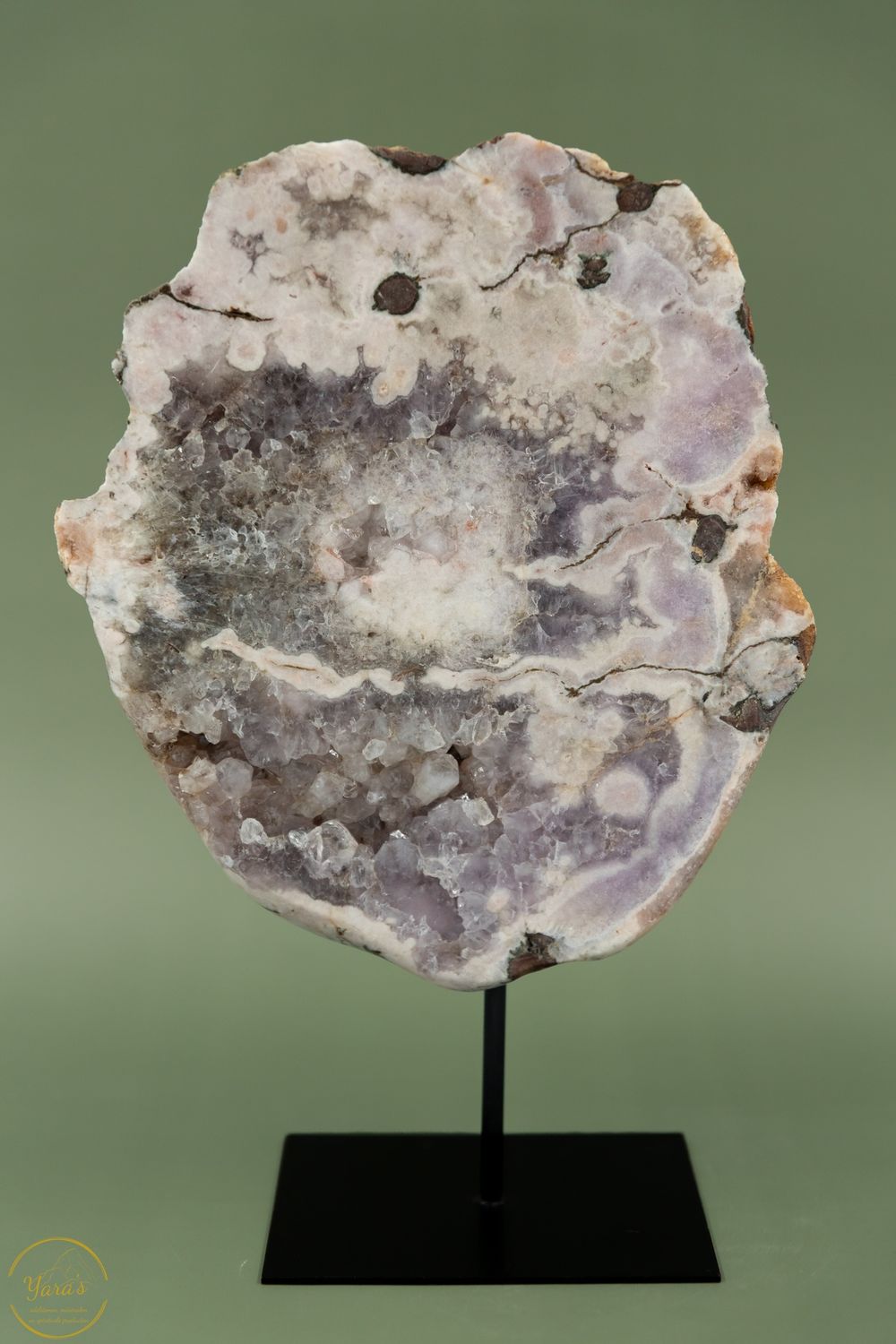Roze Amethist op standaard - 1.8kg