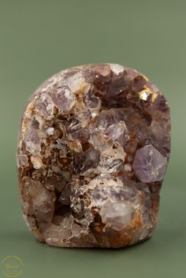 Roze Amethist freeform met Calciet
