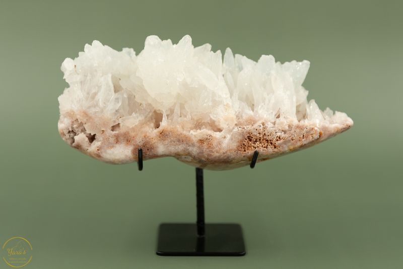 Roze Amethist op standaard -466 gram