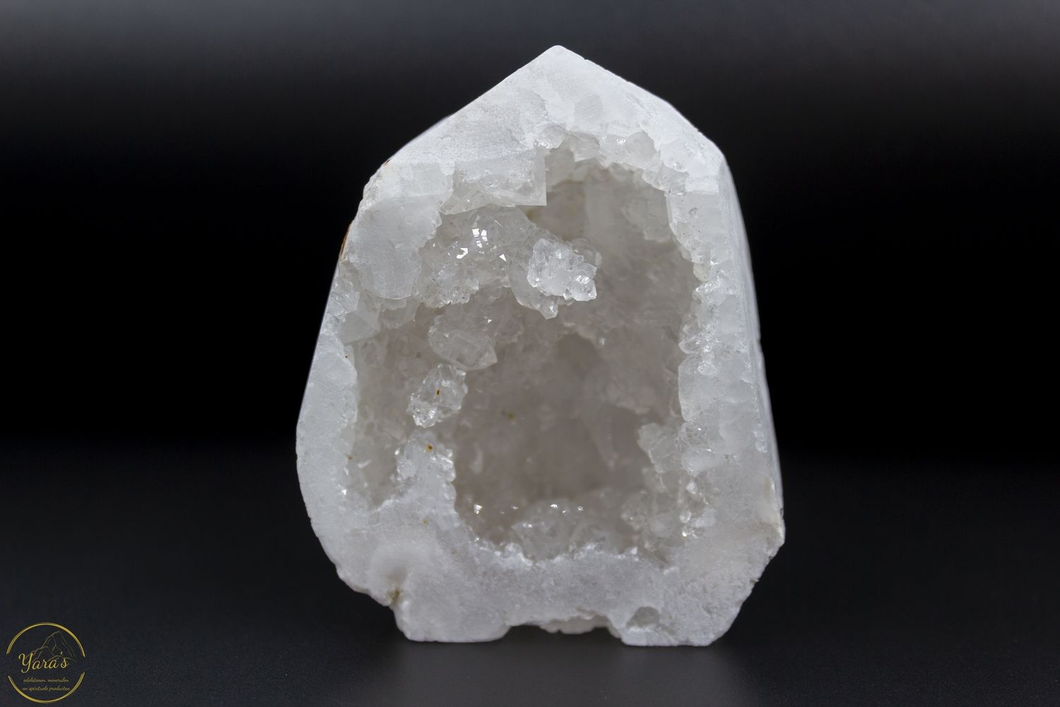 Kwartsgeode toren -159 gram