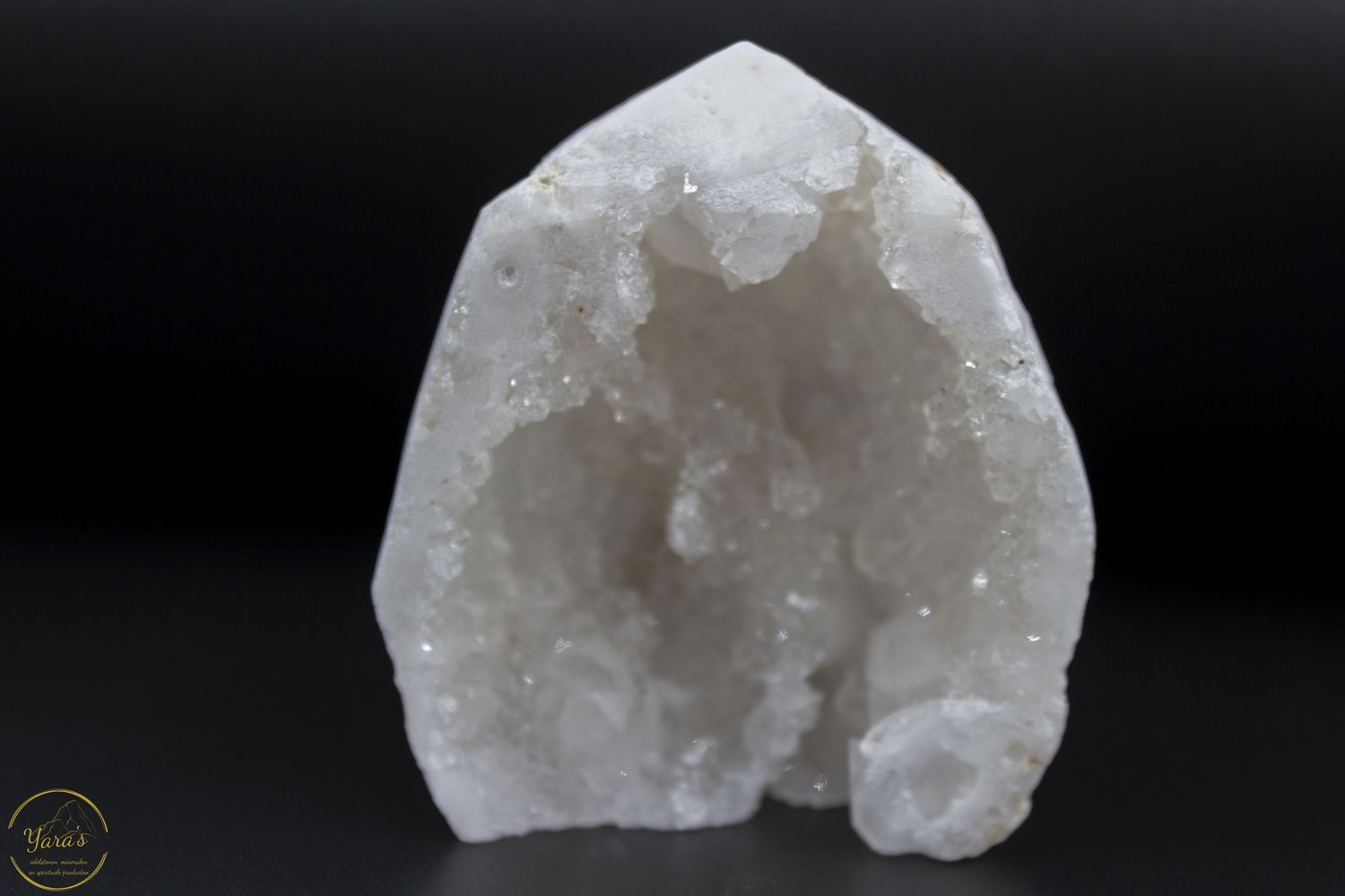 Kwartsgeode toren -114 gram