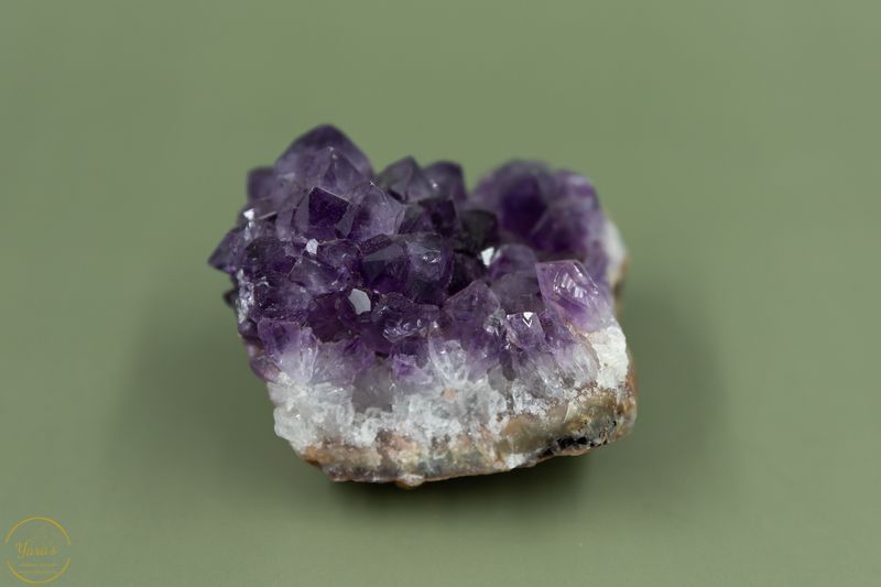 Amethist cluster Uruguay - 236 gr