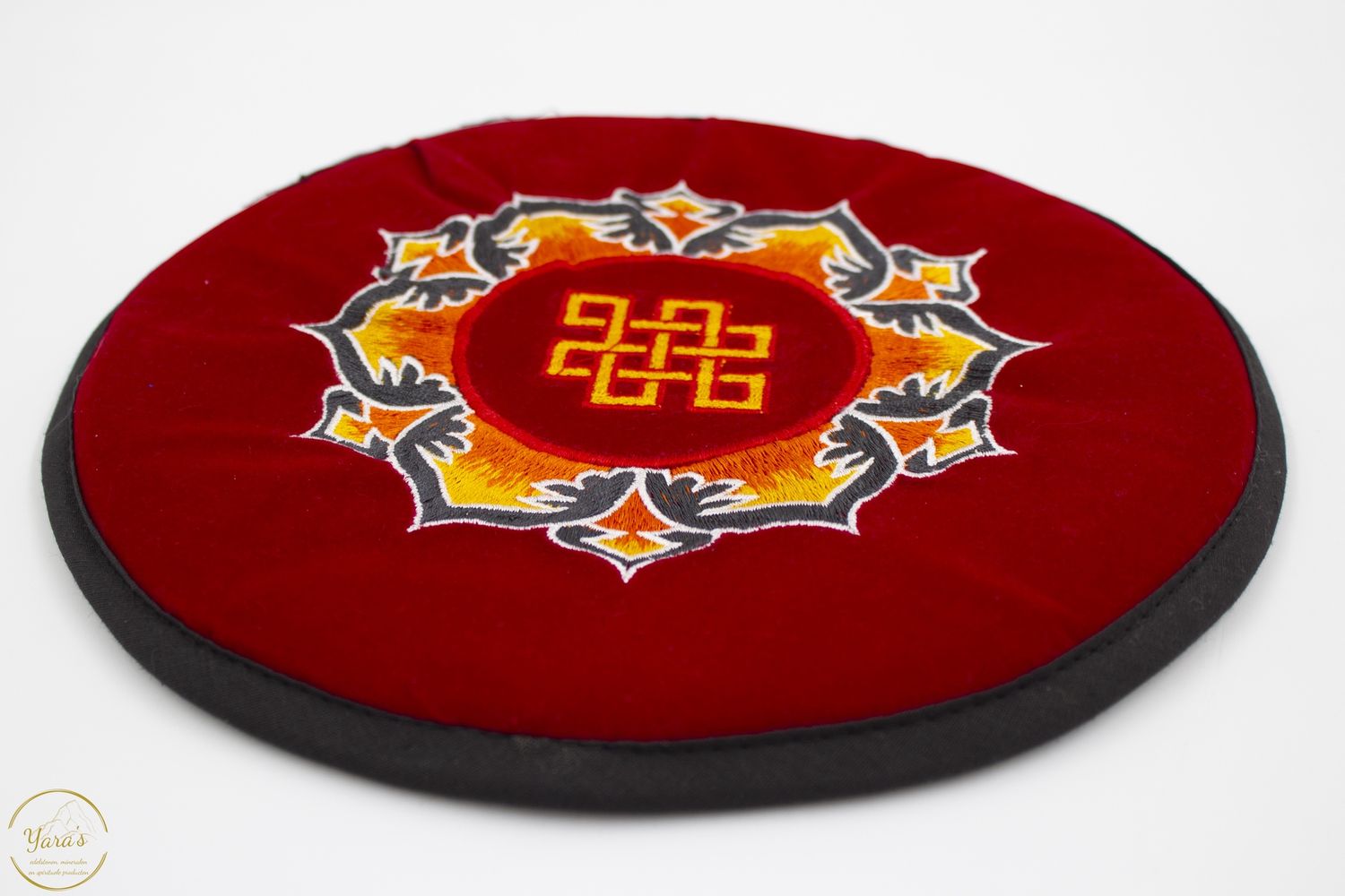 Kussen klankschaal geborduurd mandala 21cm