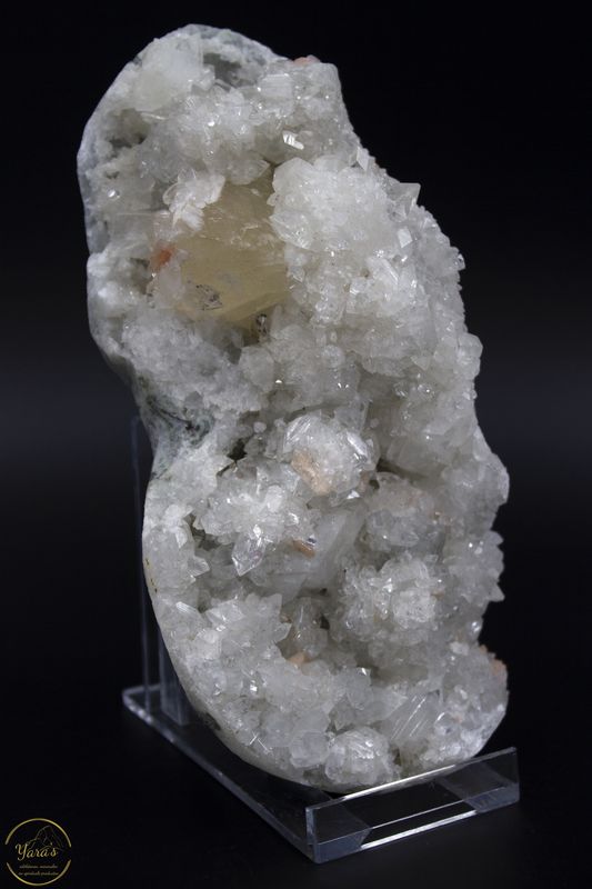 Apofyliet met stilbiet A+ ruw - India 1.060kg