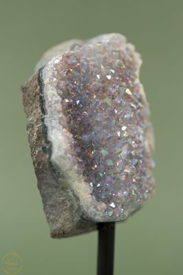 Angel Aura op Amethist - 346 gr