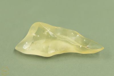 Libisch woestijnglas /  goud tektiet - 6.4 gram