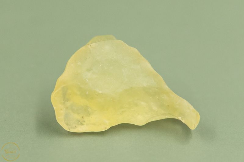 Libisch woestijnglas /  goud tektiet - 8.2 gram