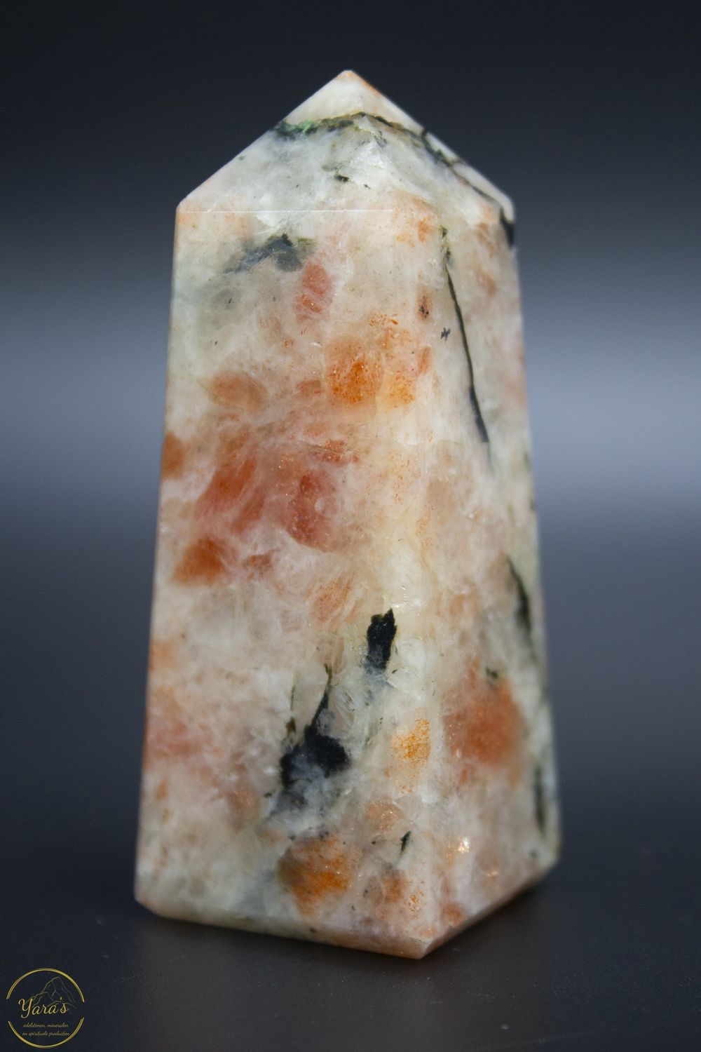 Zonnesteen obelisk - 82 gram