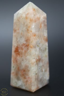 Zonnesteen obelisk  - 60 gram