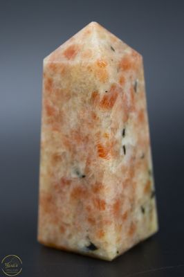 Zonnesteen obelisk  - 80 gram