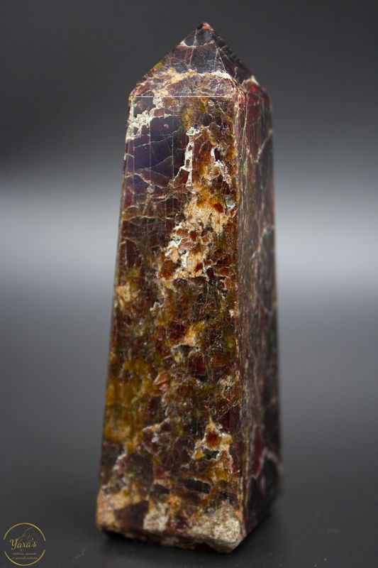 Rode granaat obelisk 98 gram