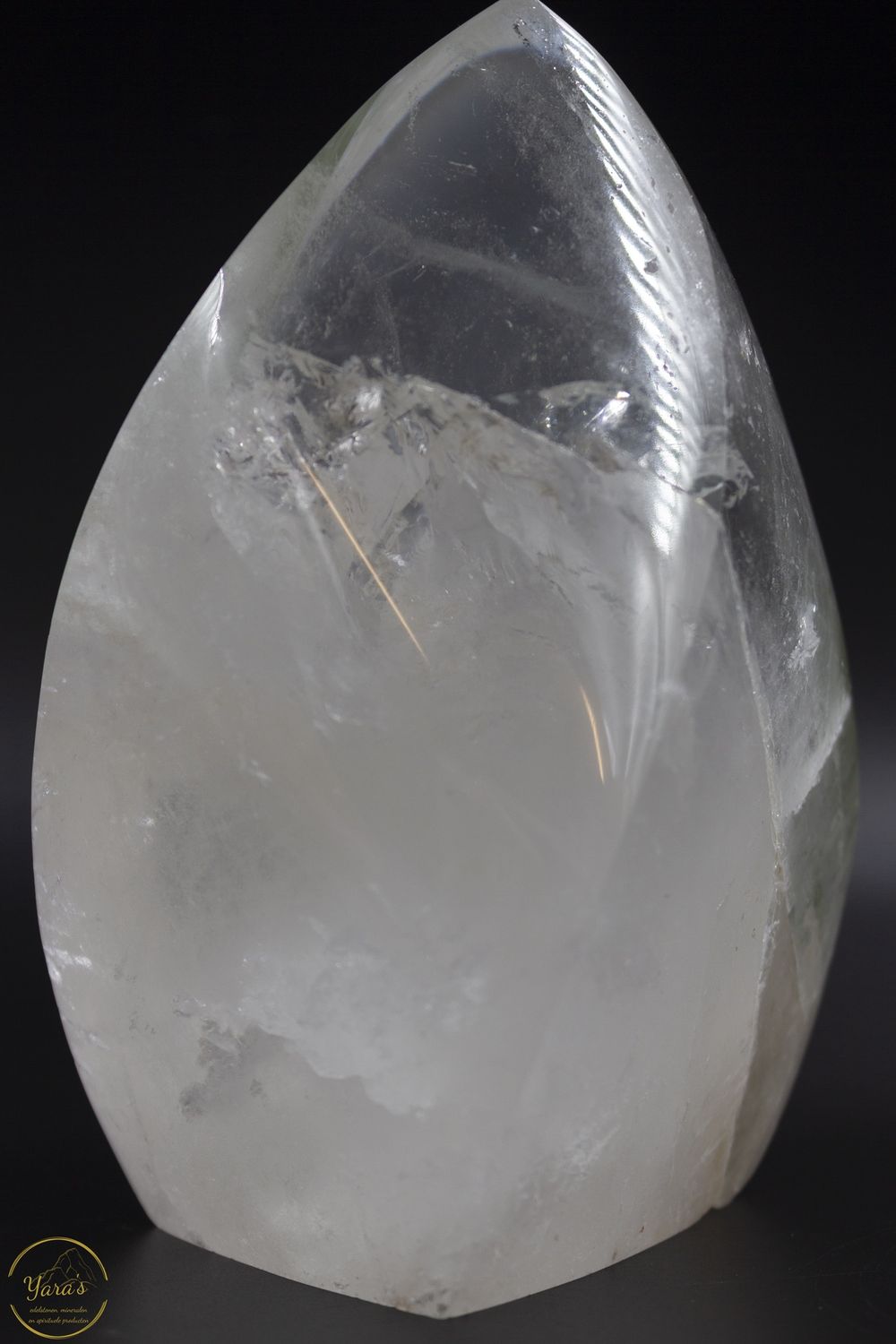 Bergkristal met Lodoliet-820 gram