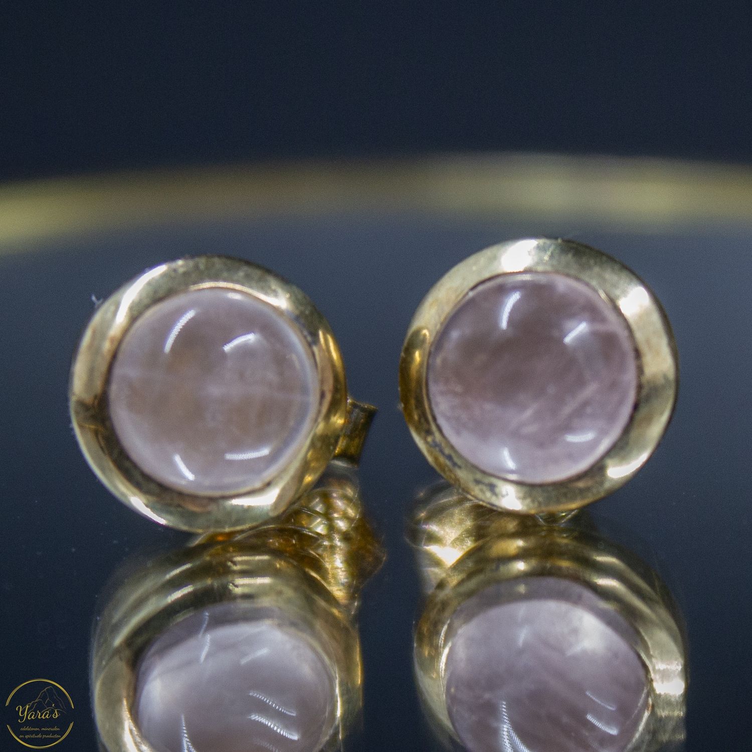Rozenkwarts Studs verguld