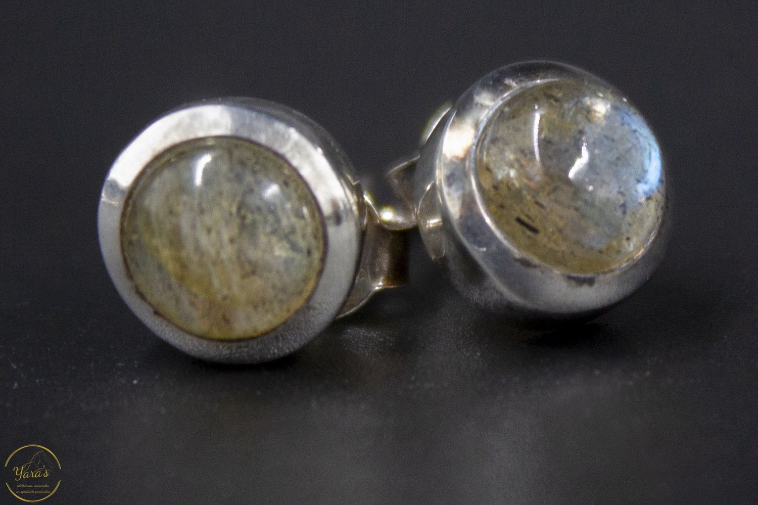 Labradoriet Studs zilver