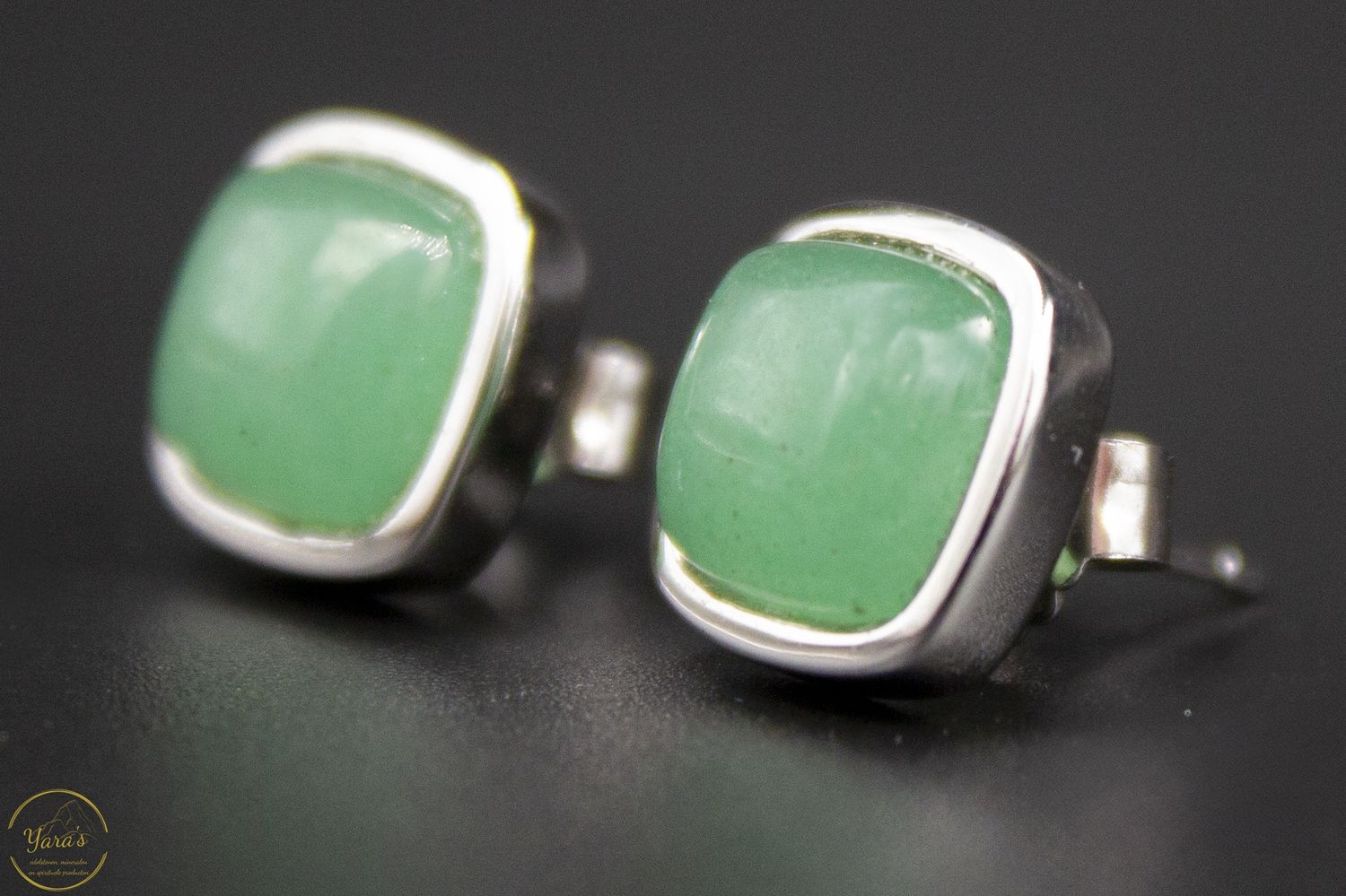 Groene Aventurijn oorstekers 8x8mm zilver