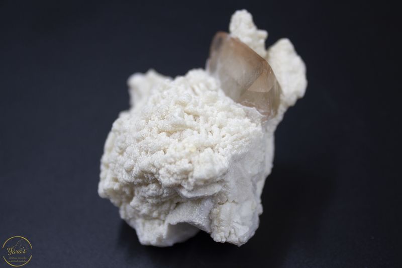Goud topaas op clevelandiet - 108 gram