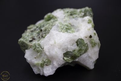 Diopsiet met zwarte mica - 398 gram