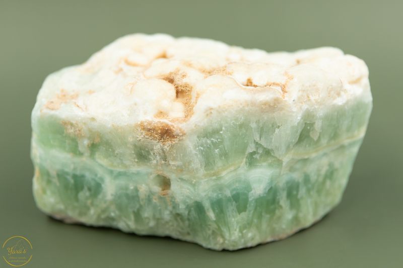 Caribbean Green Calciet ruw - 1.8 kg