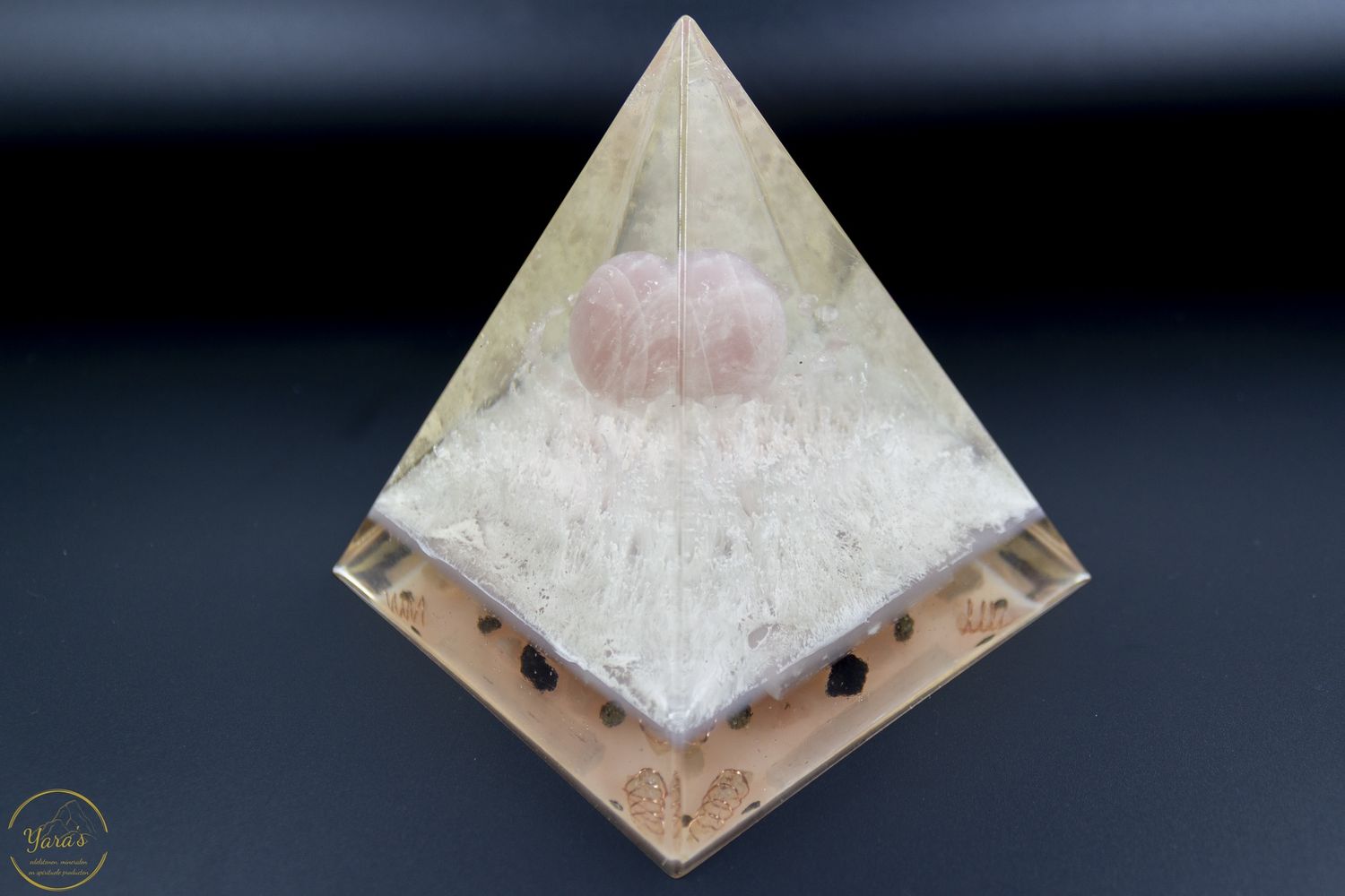 Piramide middel - Rozenkwarts