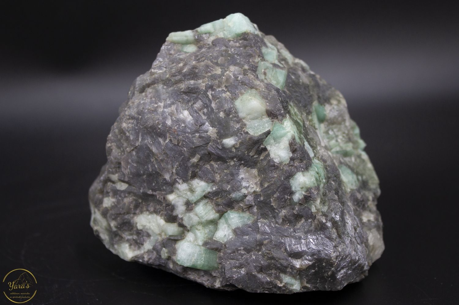 Smaragd in Biotiet uit Brazilië - 596 gram