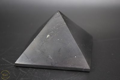 Shungiet Piramide 7cm