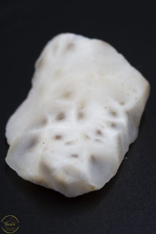 Roze natroliet ruw  16 gram