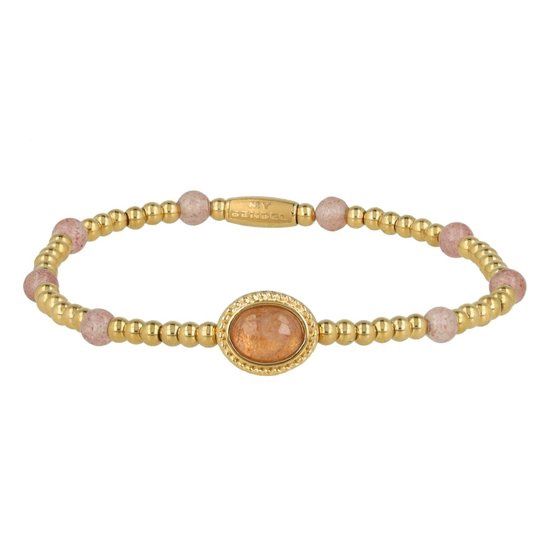 Elastische gouden armband met ovale aardbeienkwarts bedels