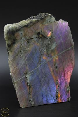 Labradoriet sculptuur eenzijdig gepolijst 440 gram