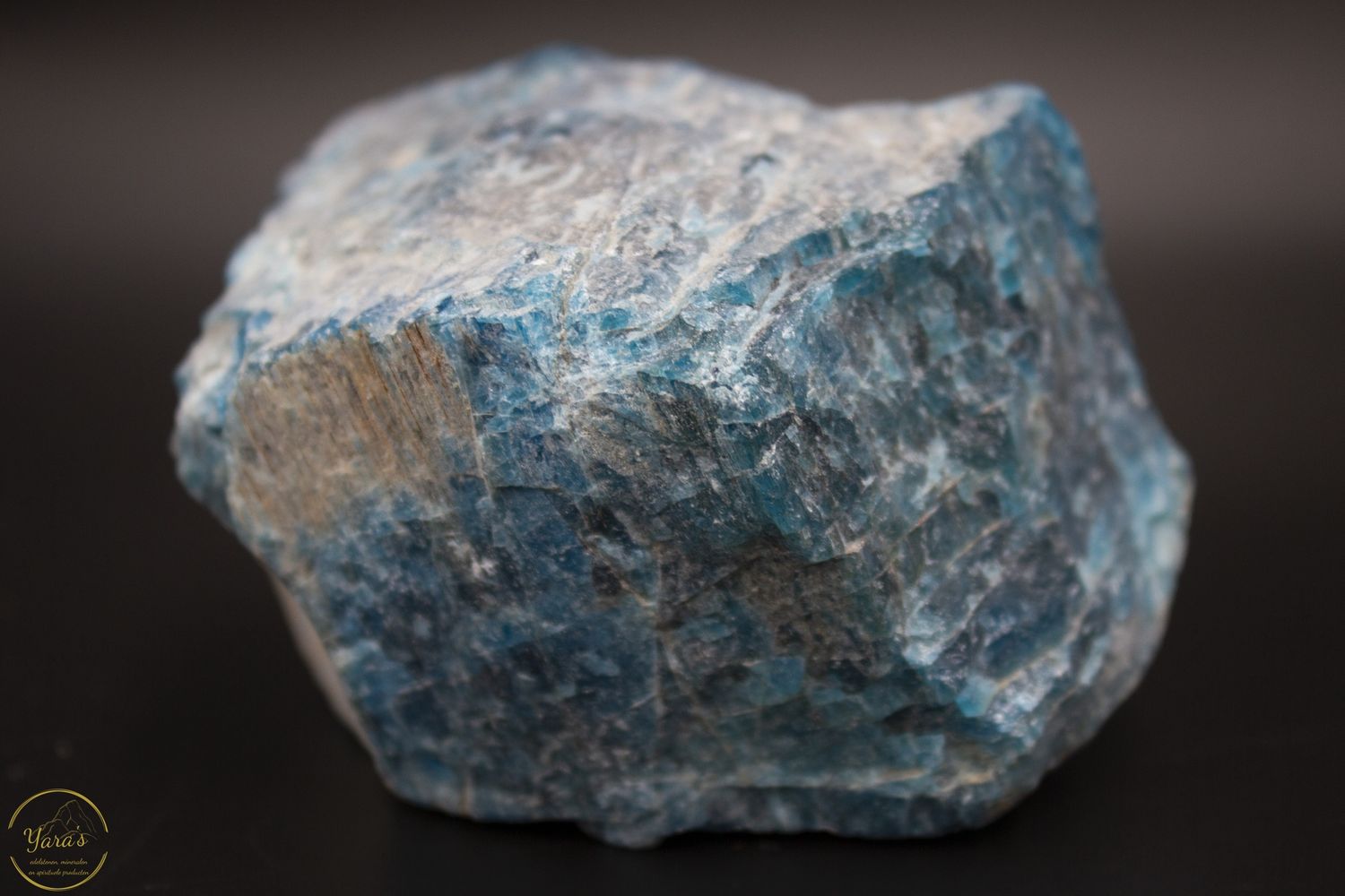 Blauwe apatiet ruw 414 gram