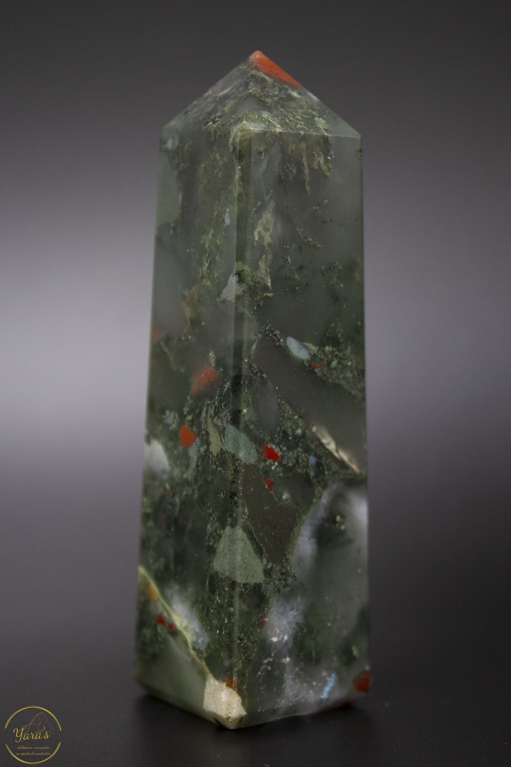 Heliotroop/bloedsteen toren 80 gram