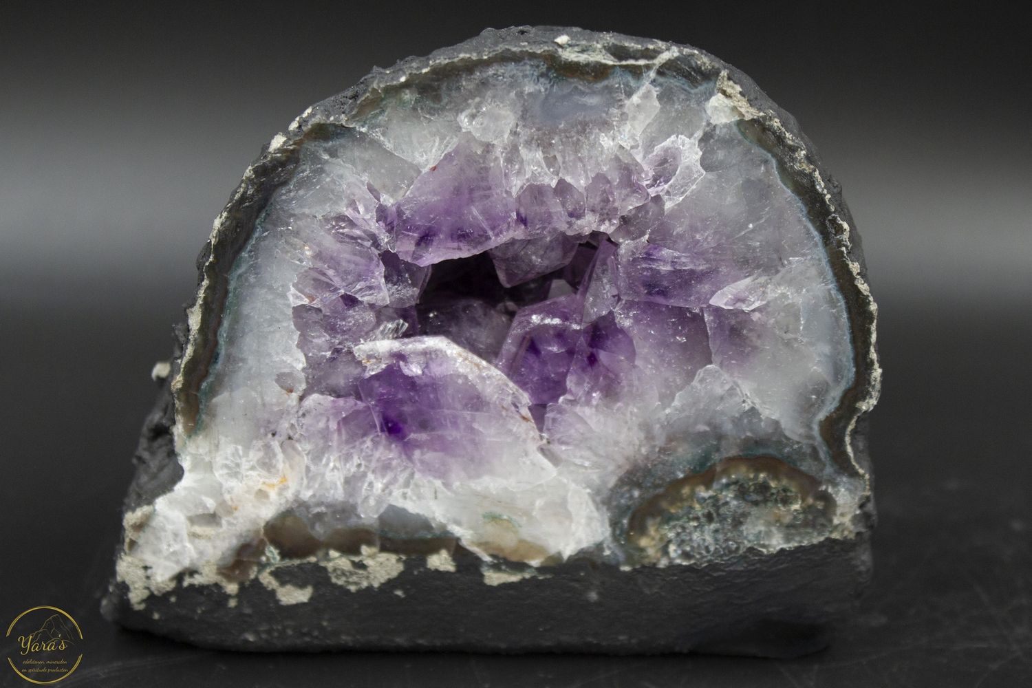 Amethist geode Brazilië 1.64kg