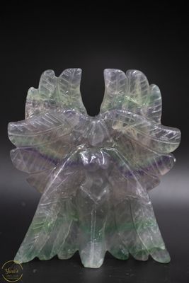Regenboog fluoriet engel 11cm hoog