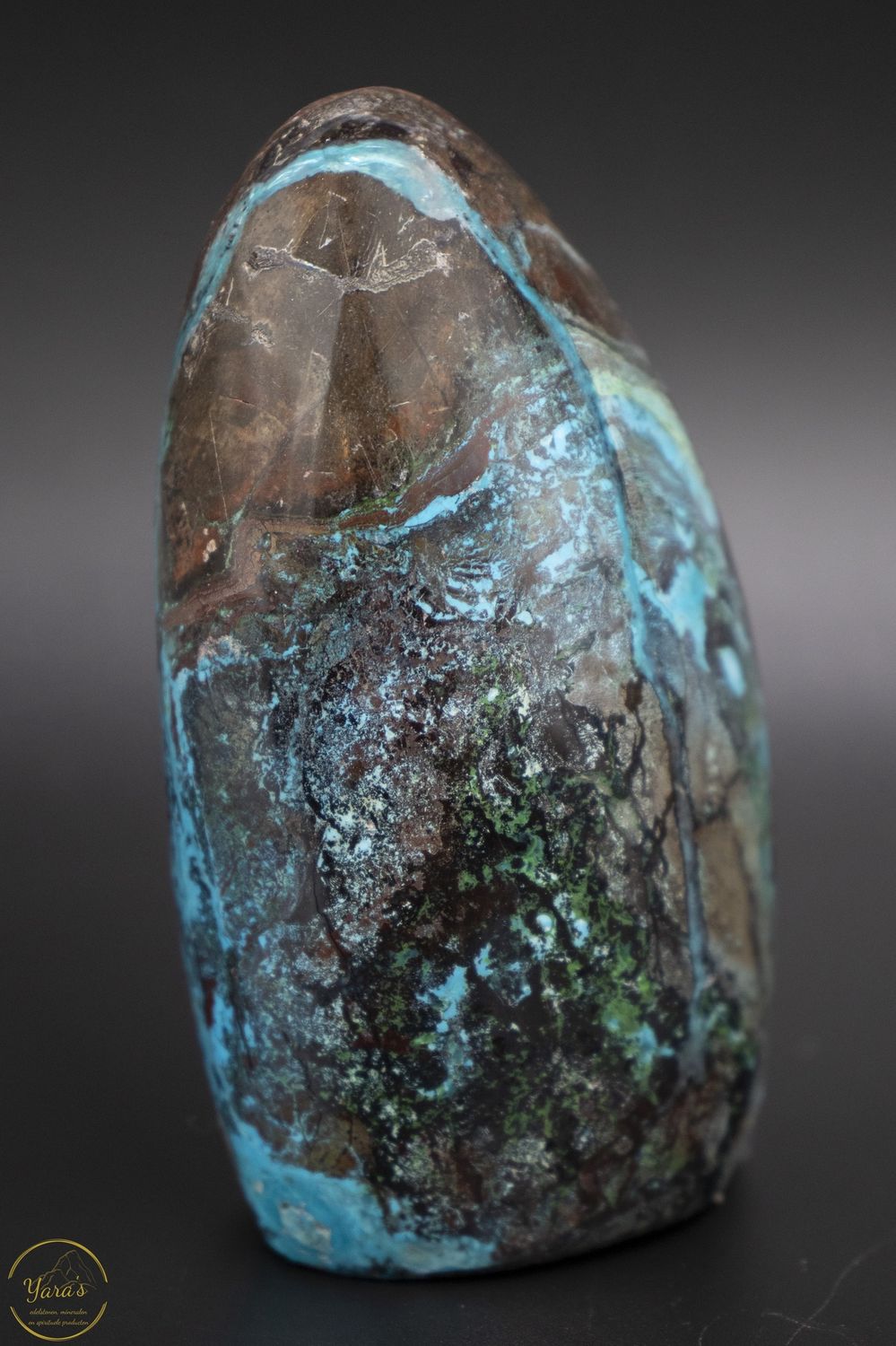 Chrysocolla sculptuur uit Peru 136 gram
