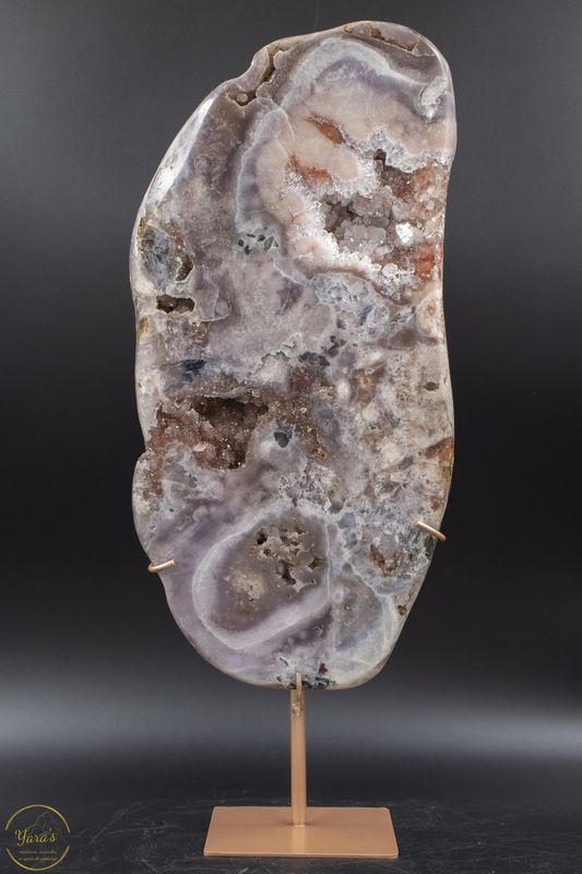 Roze Amethist op standaard 3.524 kg