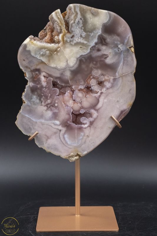 Roze Amethist op standaard 1.528 kg