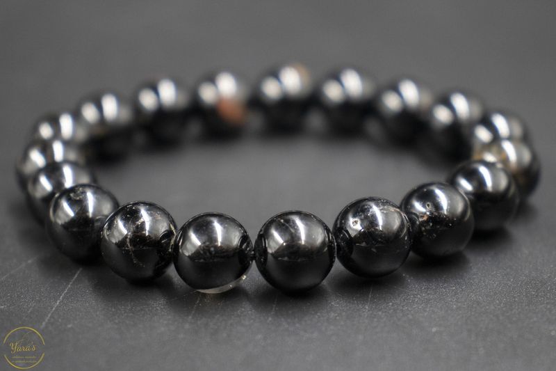Zwarte Toermalijn armband 10mm.