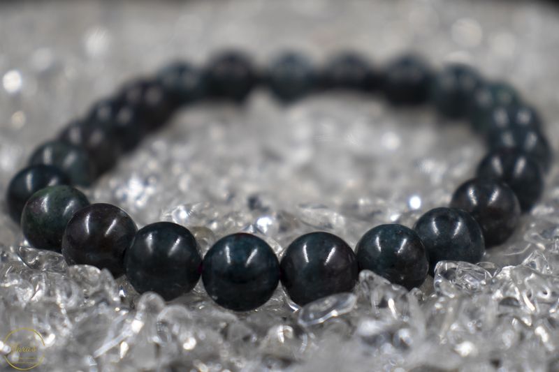Robijn in kyaniet armband 8mm