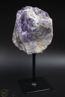 Chevron amethist ruw op standaard 364 gram