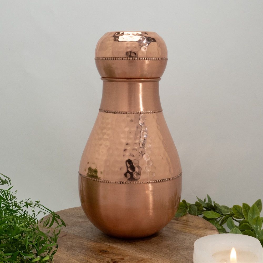 Puur koperen karaf met bolle dop ± 950 ml