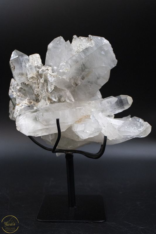 Groene Lemurische Chlorietkwarts cluster op standaard  1.202kg