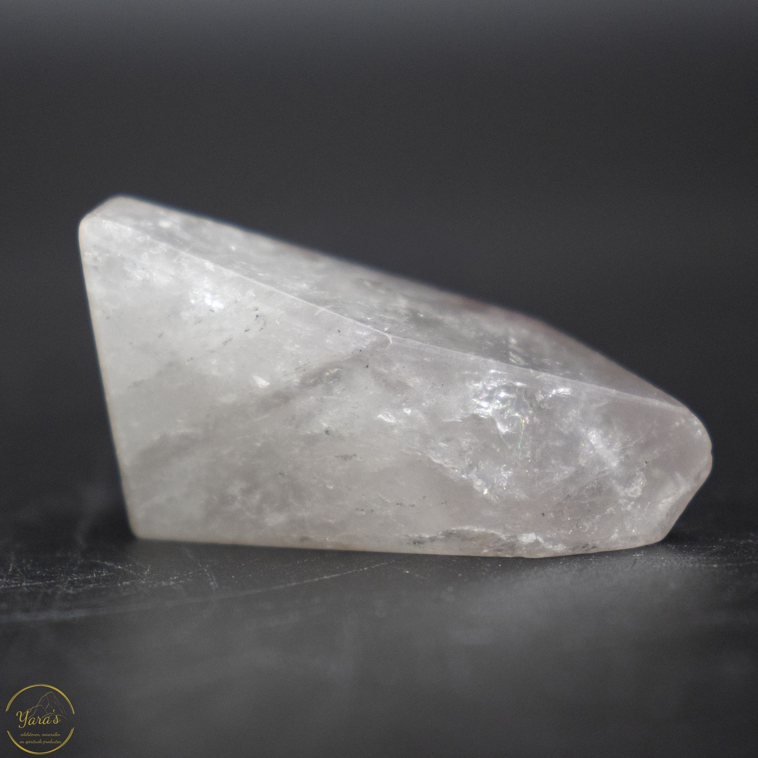 Lithiumkwarts freeform gepolijst -14 gram.