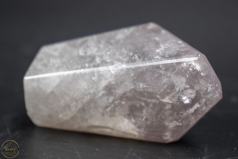 Lithiumkwarts freeform gepolijst -38 gram