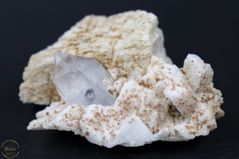 Micro granaat op albiet met kwarts (Shengus/Skardu Pakistan) 128 gram