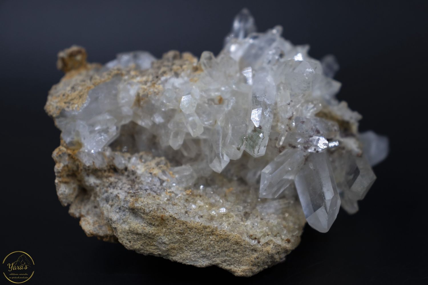 Bergkristal op moedergesteente met anataas (Pakistan Waziristan) 310 gram