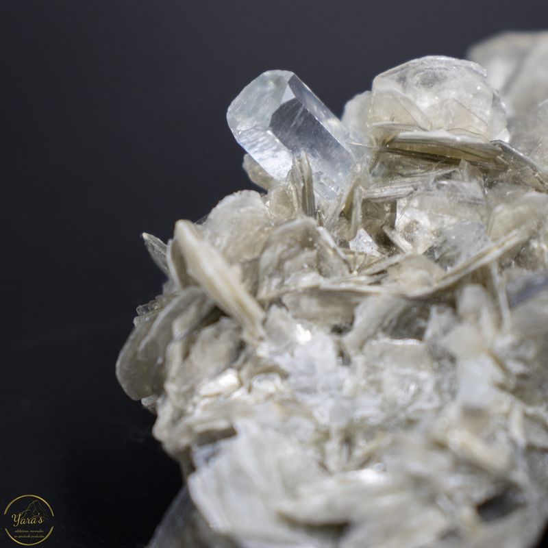 Aquamarijn met mica (Pakistan Nagar) 182 gram