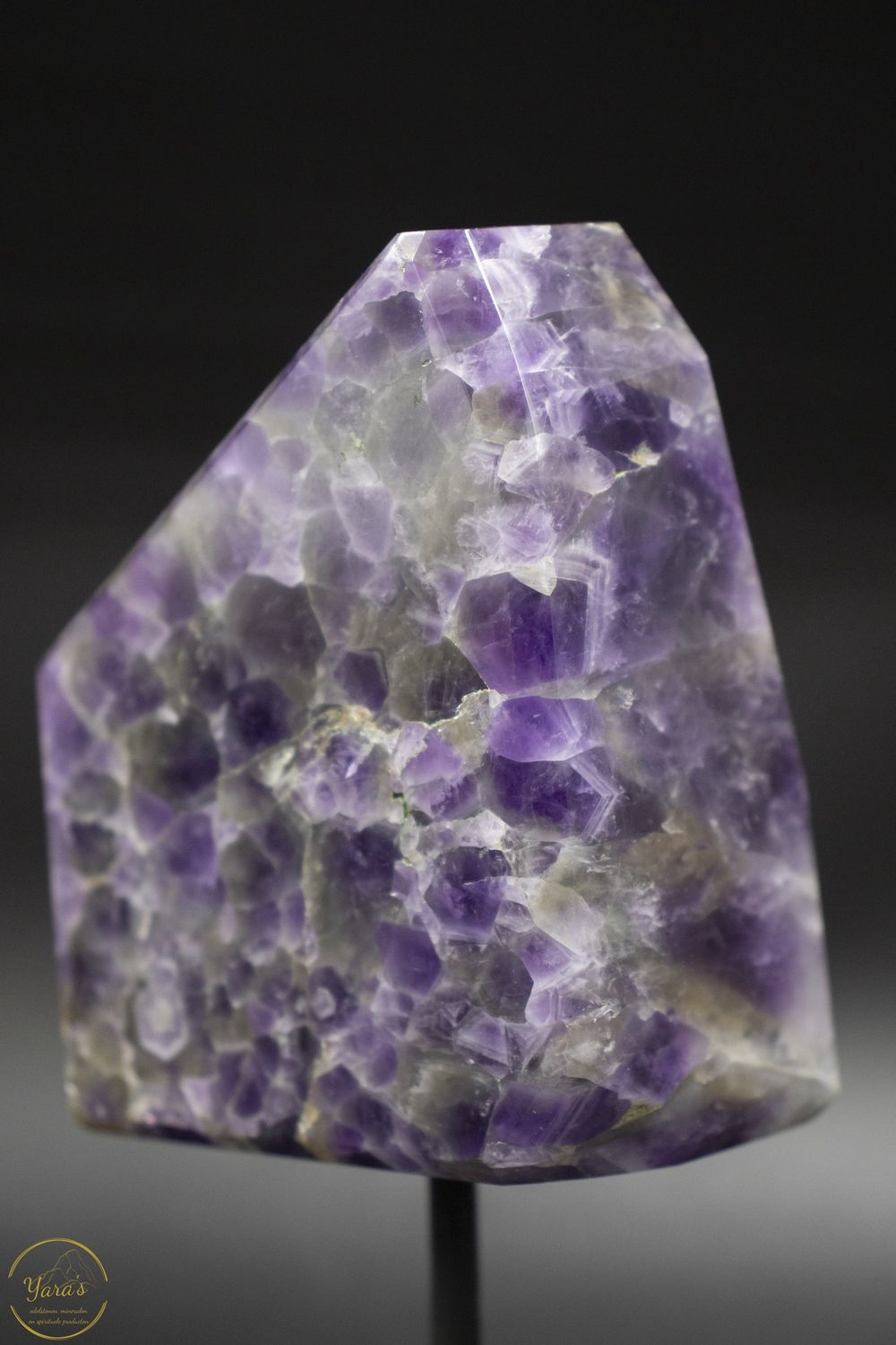 Amethist op standaard 448 gram